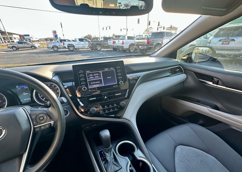 Toyota Camry LE 2021