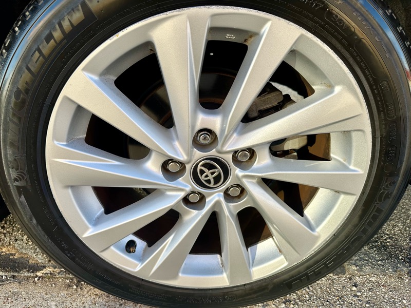 Toyota Camry LE 2021