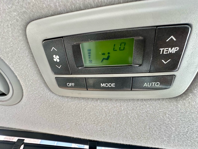 Toyota Sienna XLE Limited FWD 2012