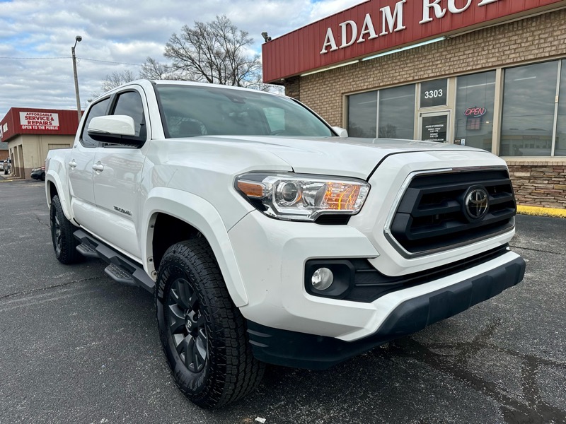 Toyota Tacoma SR5 Double Cab 4WD V6 2023