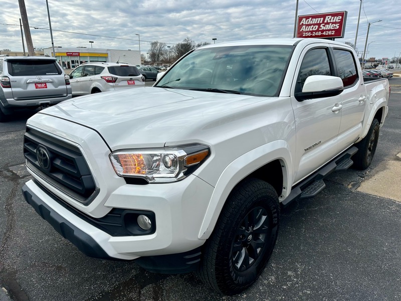 Toyota Tacoma SR5 Double Cab 4WD V6 2023