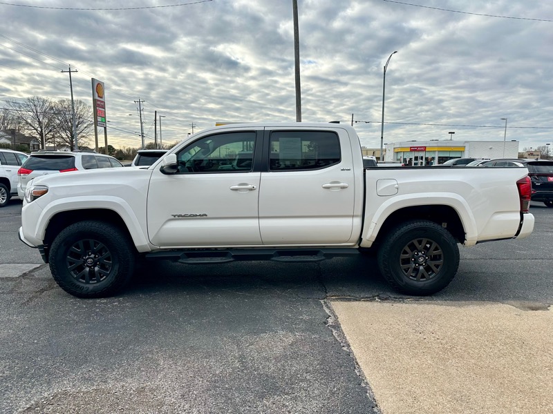 Toyota Tacoma SR5 Double Cab 4WD V6 2023
