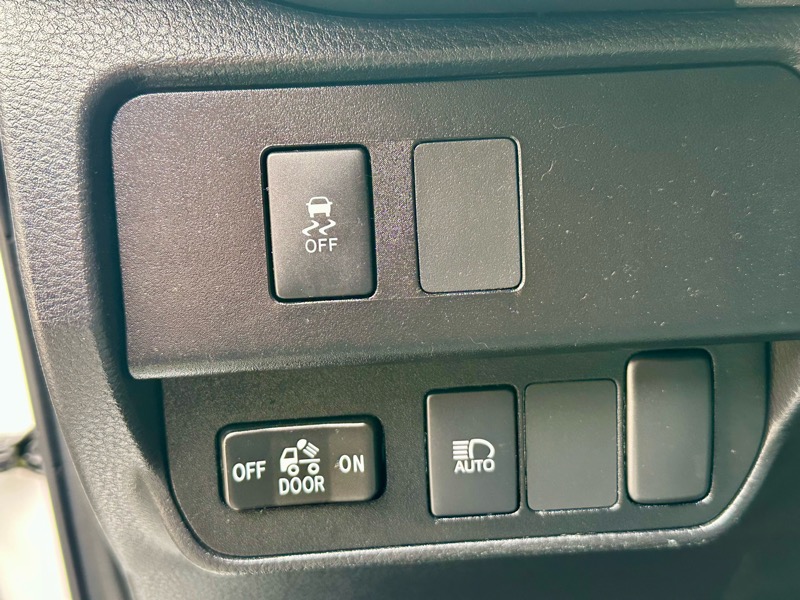 Toyota Tacoma SR5 Double Cab 4WD V6 2023