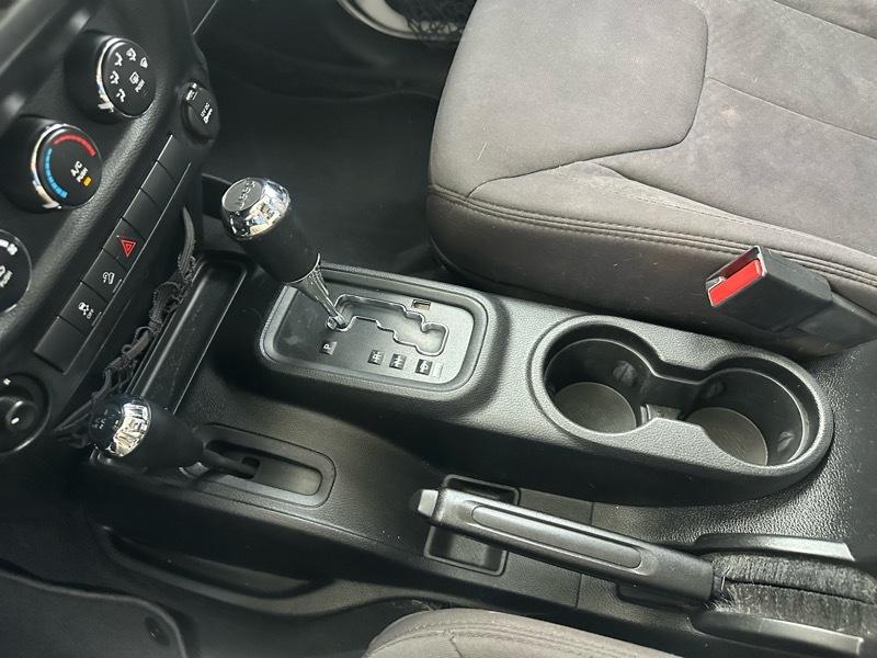 Jeep Wrangler Unlimited Sport 4WD 2013