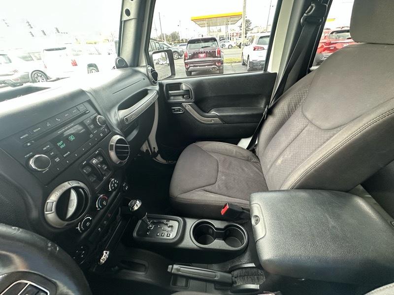 Jeep Wrangler Unlimited Sport 4WD 2013