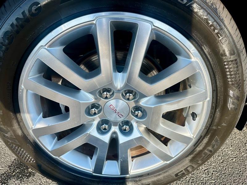 GMC Acadia Denali AWD 2015