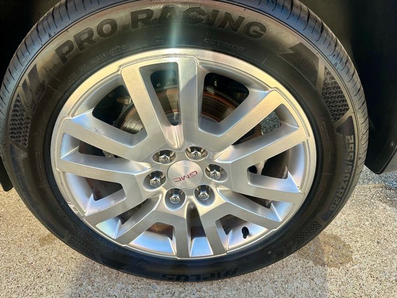 GMC Acadia Denali AWD 2015