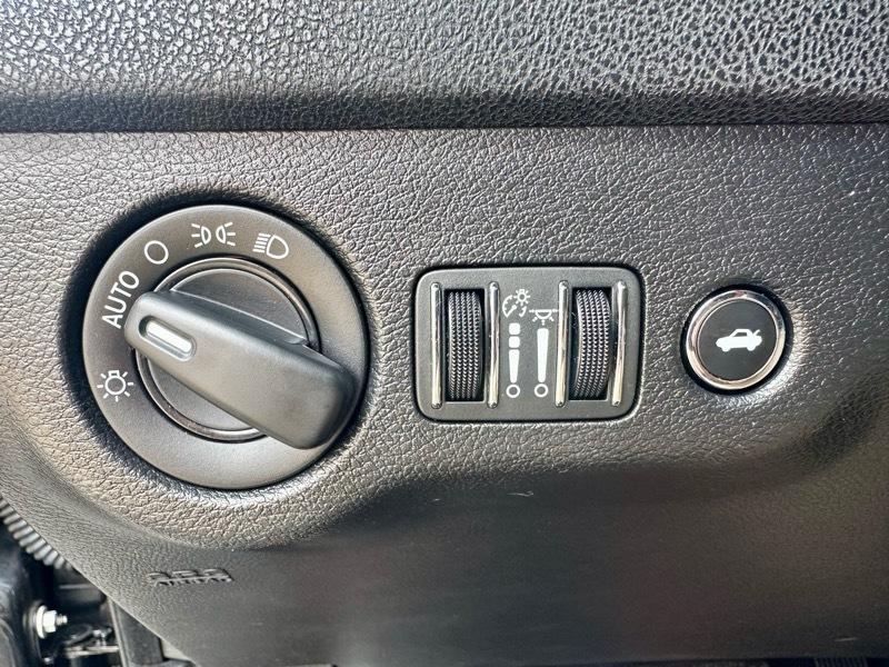 Dodge Charger SXT AWD 2021