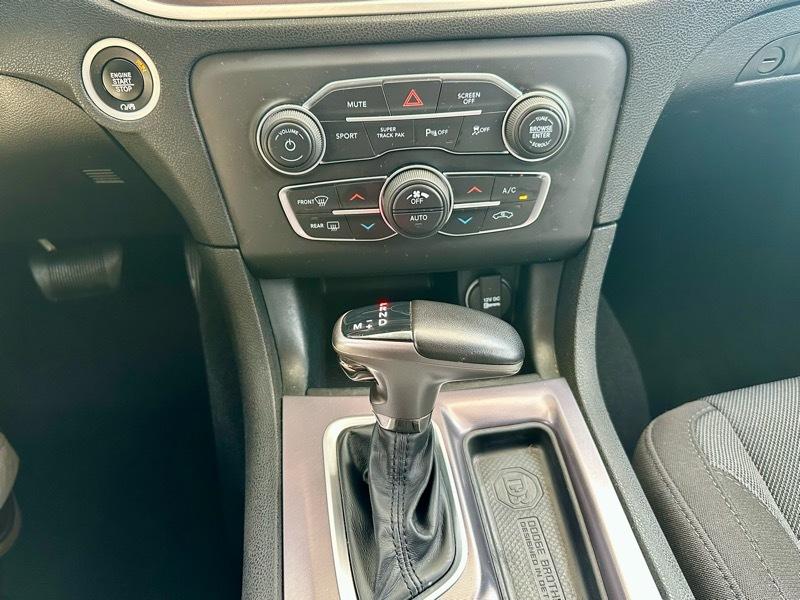 Dodge Charger SXT AWD 2021