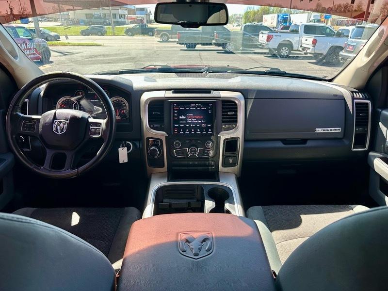 RAM 1500 Classic Tradesman Crew Cab SWB 2WD 2019