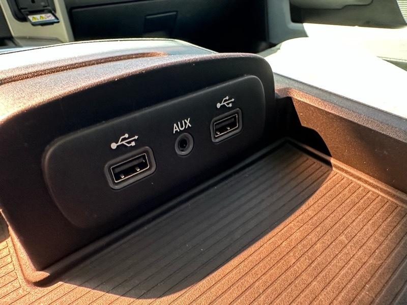 RAM 1500 Classic Tradesman Crew Cab SWB 2WD 2019