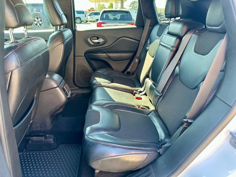 Jeep Cherokee Trailhawk 4WD 2014