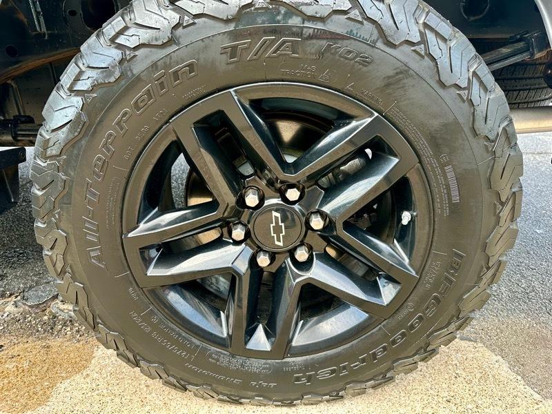 Chevrolet Silverado 1500 LT Trail Boss Crew Cab 4WD 2019