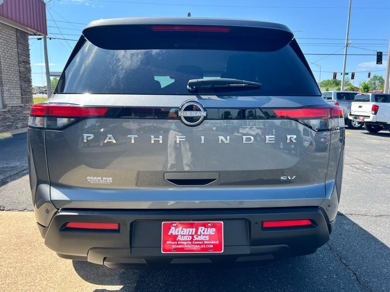 Nissan Pathfinder SV 2023