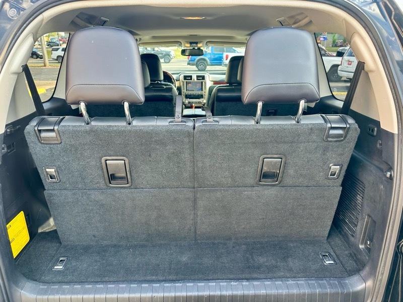 Lexus GX 460 Base 4D SUV 4WD 2015