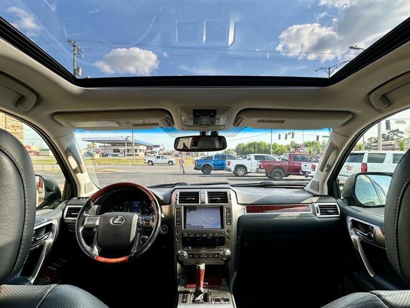 Lexus GX 460 Base 4D SUV 4WD 2015