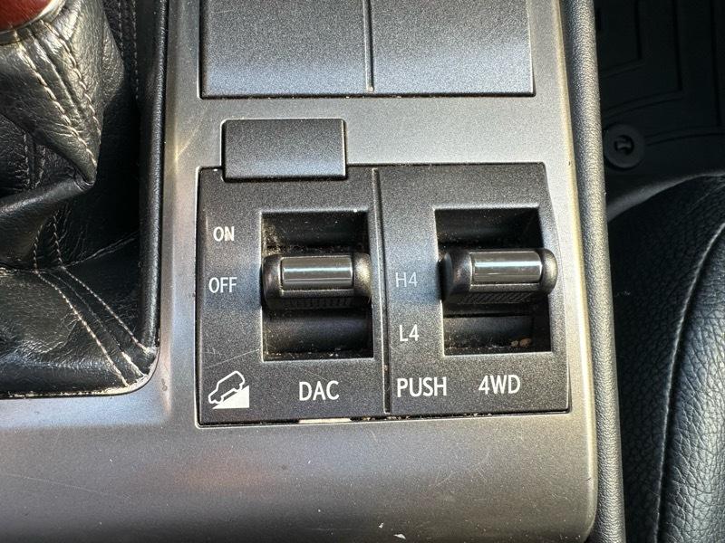 Lexus GX 460 Base 4D SUV 4WD 2015