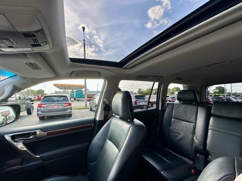 Lexus GX 460 Base 4D SUV 4WD 2015