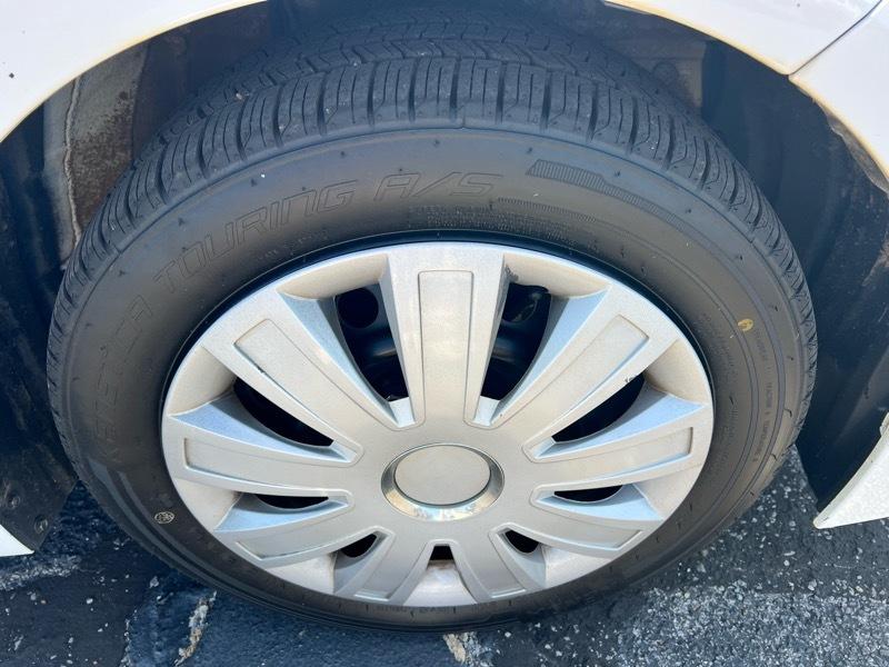 Toyota Corolla LE 2023