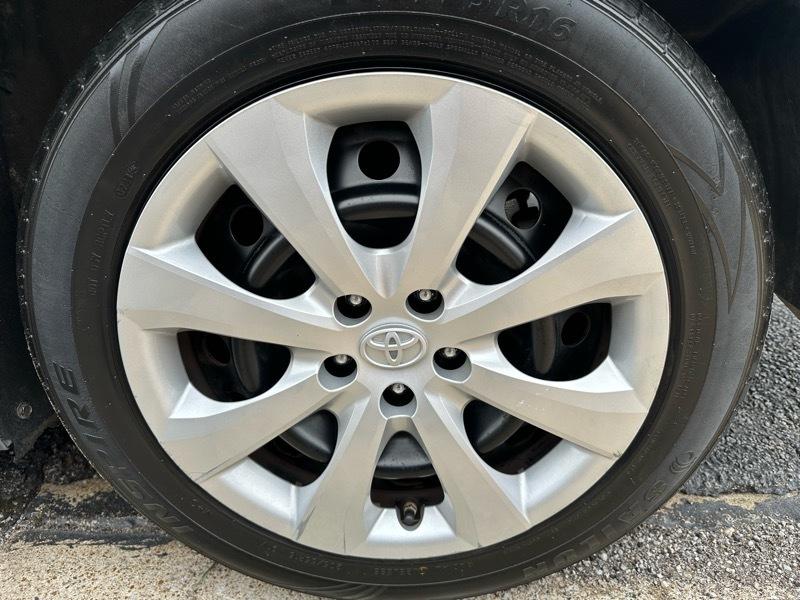 Toyota Corolla LE 2020