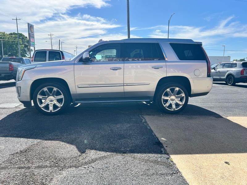 Cadillac Escalade Luxury 4WD 2020