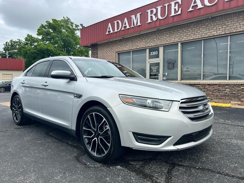 Ford Taurus SEL FWD 2018
