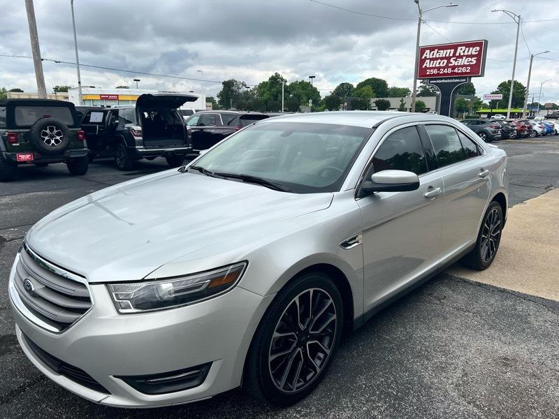 Ford Taurus SEL FWD 2018