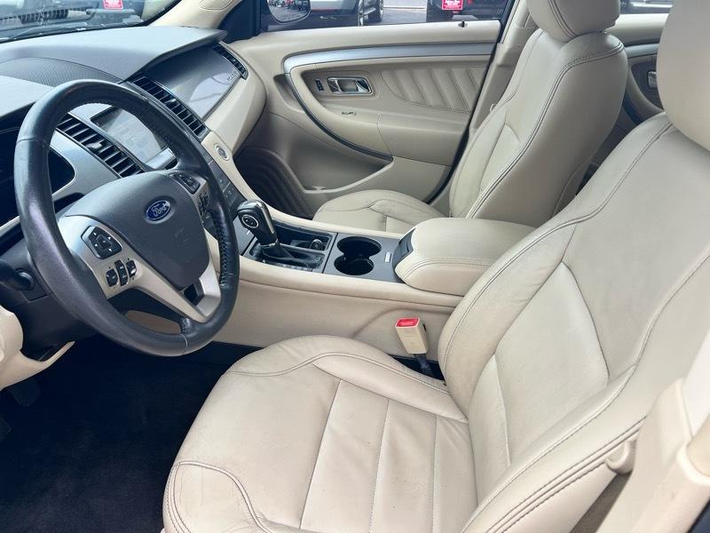 Ford Taurus SEL FWD 2018