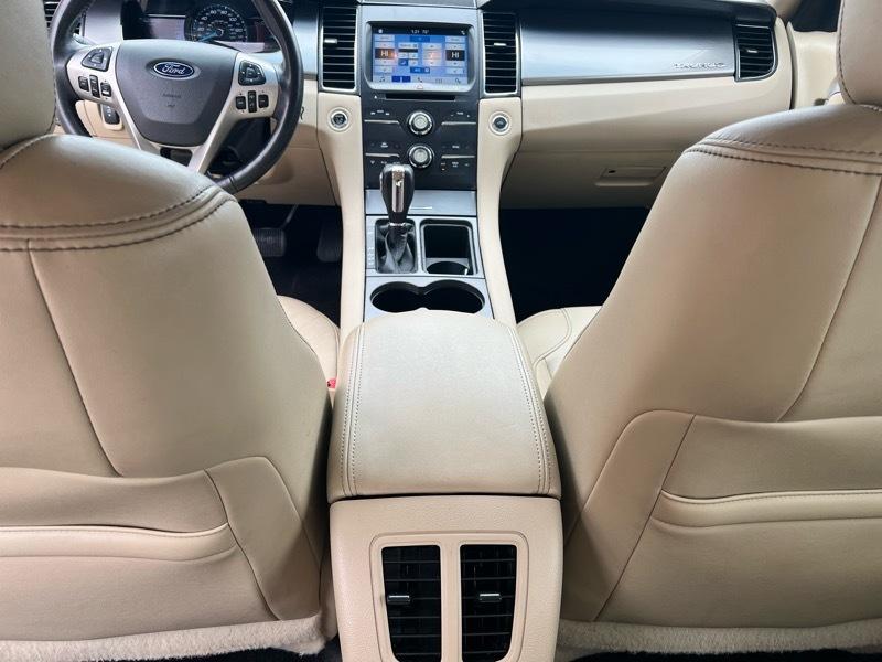 Ford Taurus SEL FWD 2018