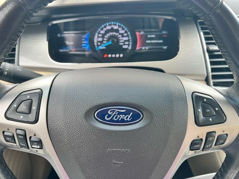 Ford Taurus SEL FWD 2018
