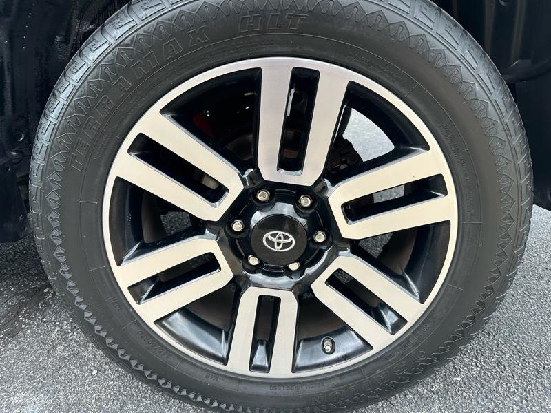Toyota 4Runner Limited V6 4WD 2019