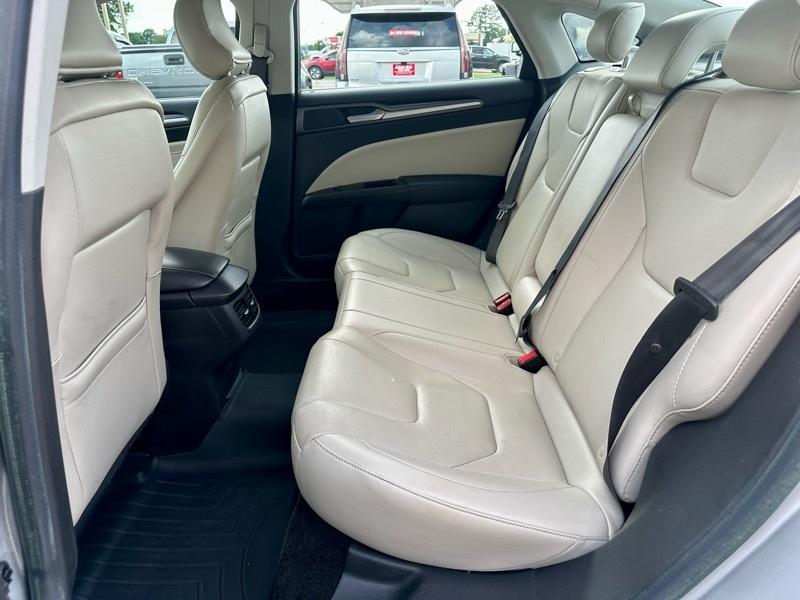 Ford Fusion Titanium 2016