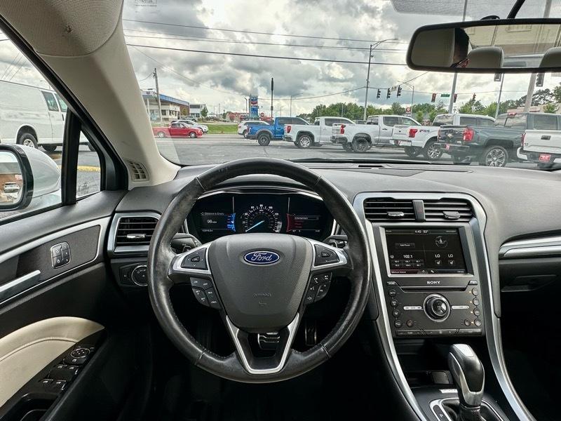 Ford Fusion Titanium 2016