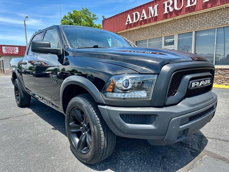 RAM 1500 Classic Warlock 4x4 Crew Cab 5'7" Box 2022
