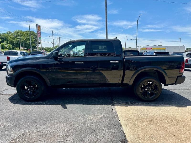 RAM 1500 Classic Warlock 4x4 Crew Cab 5'7" Box 2022