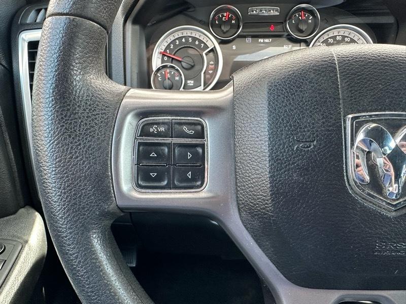 RAM 1500 Classic Warlock 4x4 Crew Cab 5'7" Box 2022