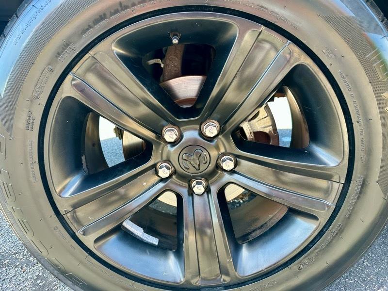 RAM 1500 Classic Warlock 4x4 Crew Cab 5'7" Box 2022