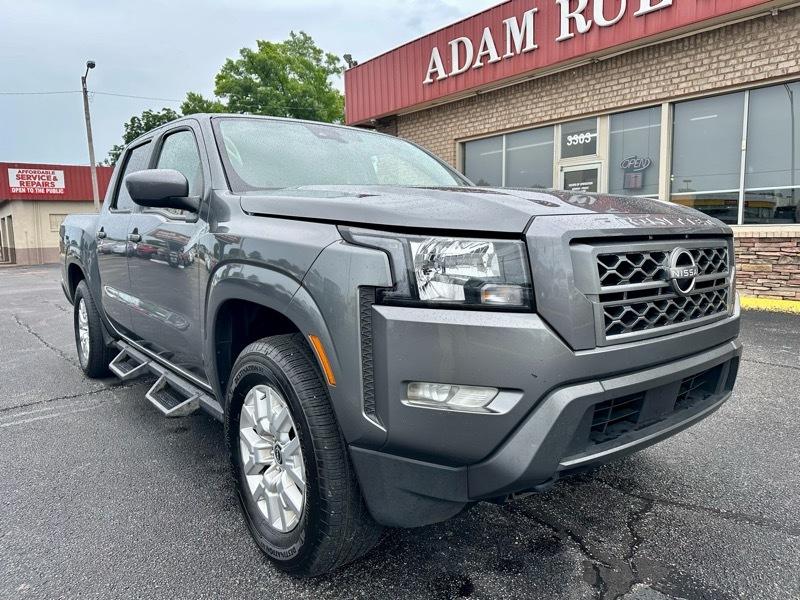 Nissan Frontier SV Crew Cab 4WD 2023