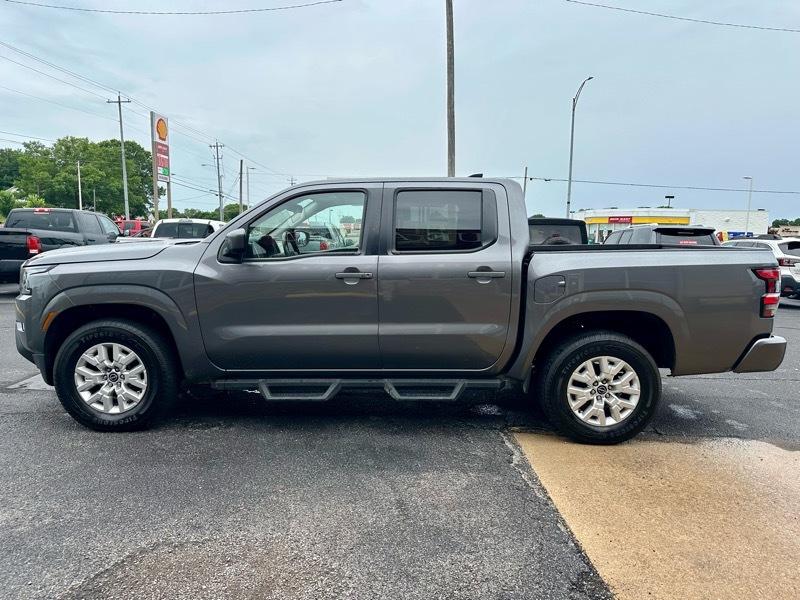 Nissan Frontier SV Crew Cab 4WD 2023