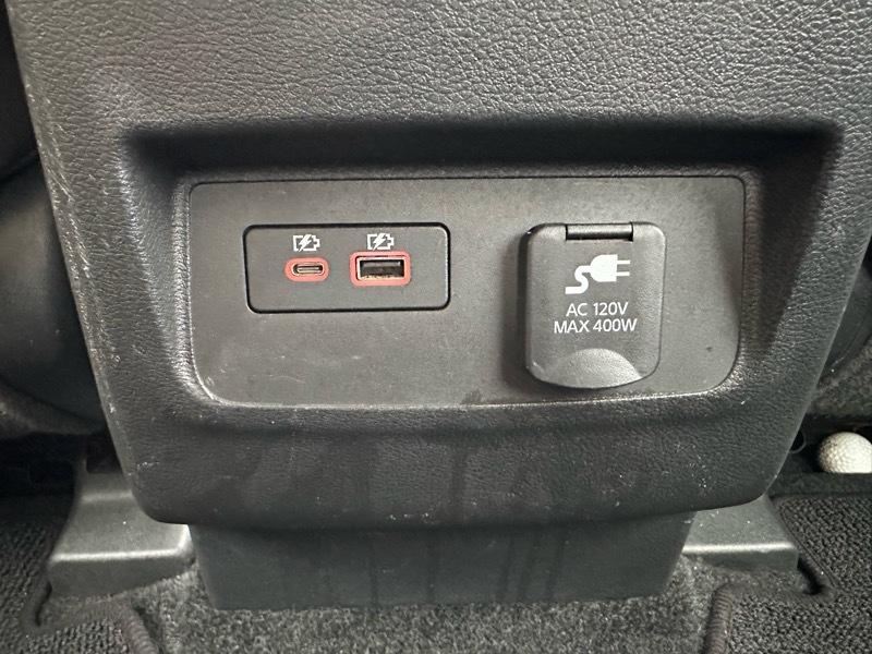 Nissan Frontier SV Crew Cab 4WD 2023