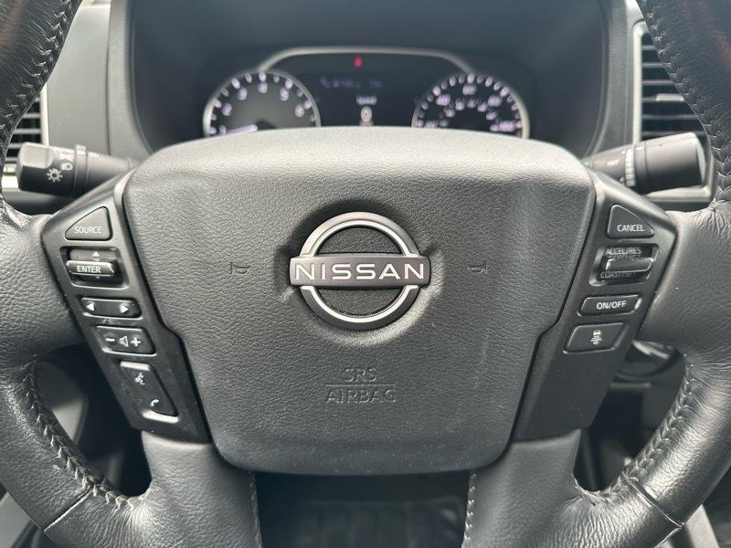 Nissan Frontier SV Crew Cab 4WD 2023