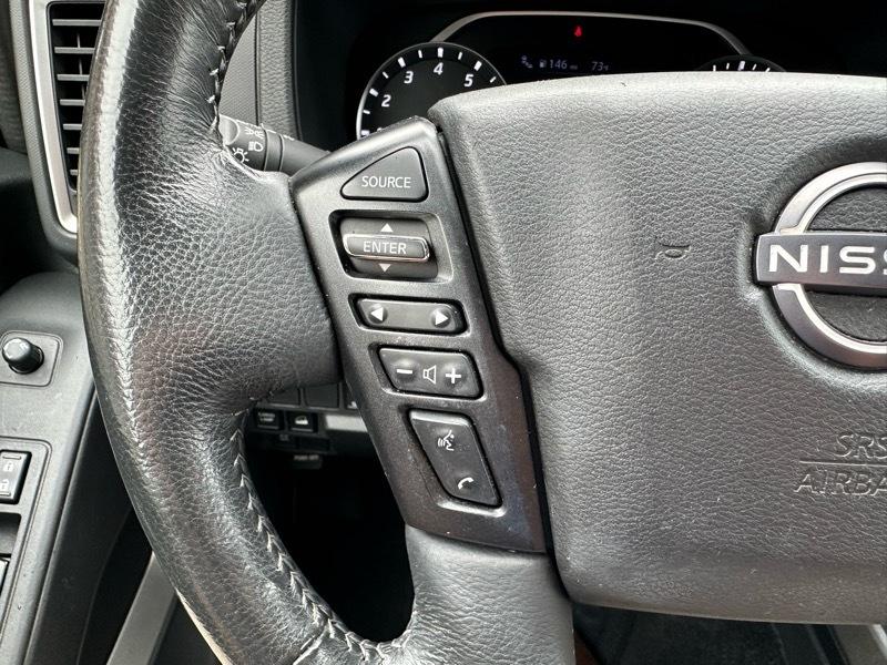 Nissan Frontier SV Crew Cab 4WD 2023