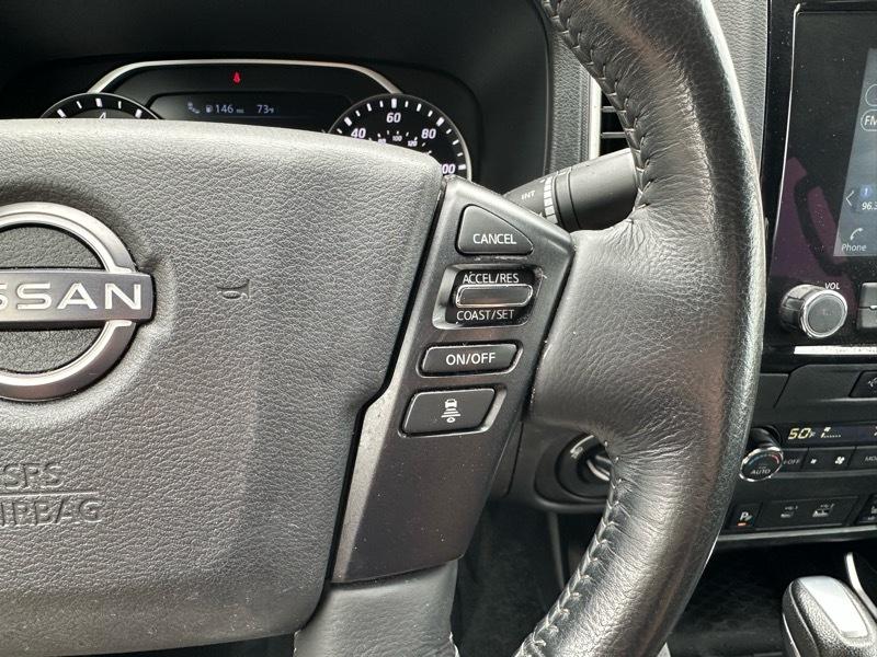 Nissan Frontier SV Crew Cab 4WD 2023