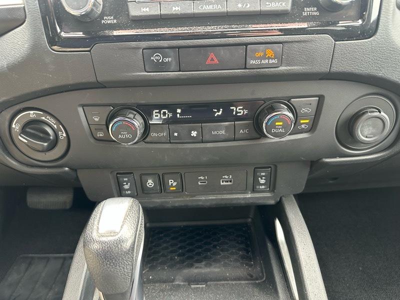 Nissan Frontier SV Crew Cab 4WD 2023