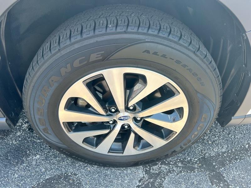 Subaru Outback Premium 2024