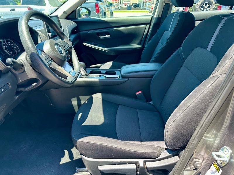 Nissan Sentra SV 2023