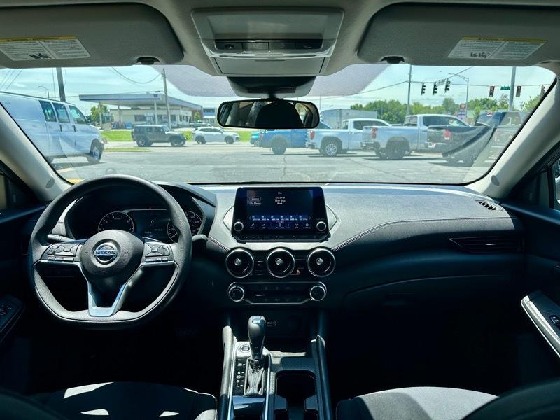 Nissan Sentra SV 2023