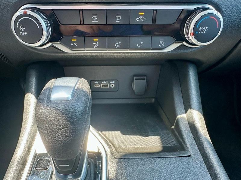 Nissan Sentra SV 2023