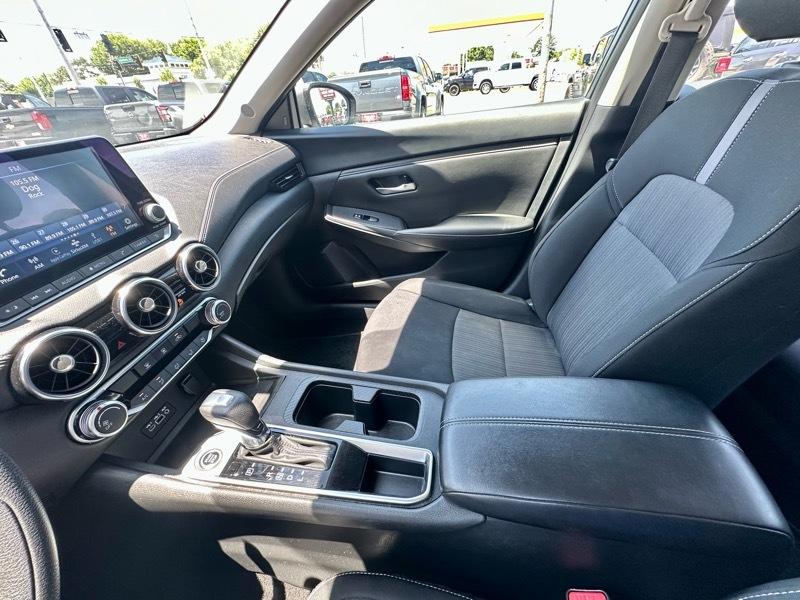 Nissan Sentra SV 2023