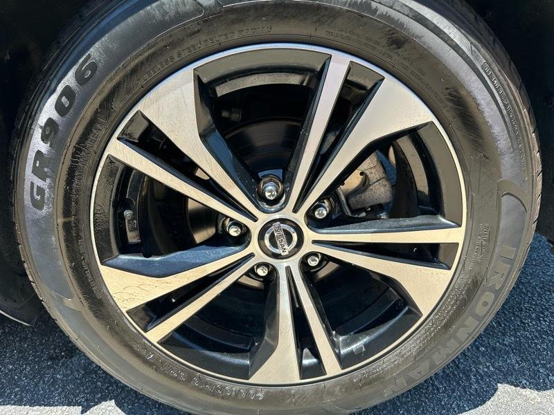 Nissan Sentra SV 2023